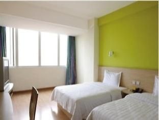 7 Days Inn Tanggu Hebei Road Tianjin Bagian luar foto